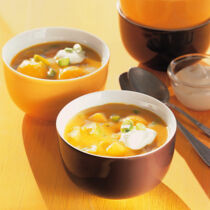 Fruchtige Curry-Kaltschale Fruchtige Curry-Kaltschale