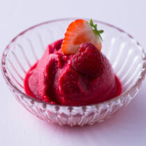 Erdbeer-Himbeer-Sorbet Erdbeer-Himbeer-Sorbet