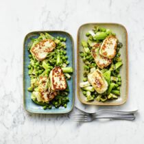 Halloumi mit Erbsen-Romana-Gemüse Halloumi mit Erbsen-Romana-Gemüse