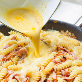 Schinkennudeln Schinkennudeln