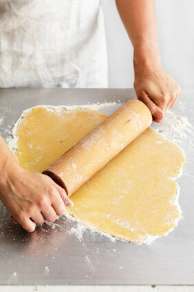 Rhabarbertörtchen mit Baiser Rhabarbertörtchen mit Baiser