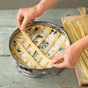 SPINATQUICHE MIT LACHS SPINATQUICHE MIT LACHS