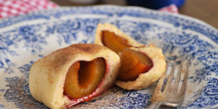 Sweets, Oma Luises Zwetschgenknödel, Zwetschgen, Knödel Zwetschgen Unterseite Rezepte