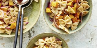 Nudelsalat mit Kürbis Nudelsalat mit Kürbis