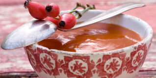 Hagebutten-Birnen-Mus Hagebutten-Birnen-Mus