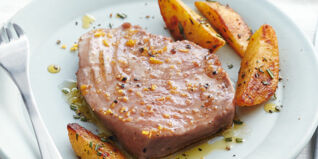 Thunfisch mit Rosmarinkartoffeln Thunfisch mit Rosmarinkartoffeln