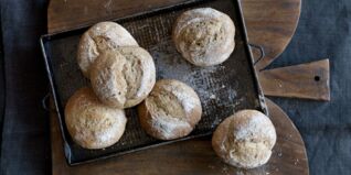 Brot backen Brötchen selber backen Brot backen Brötchen selber backen