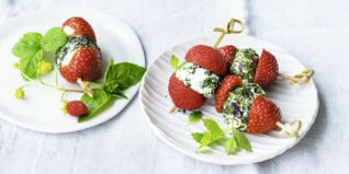 Erdbeeren mit Ziegenfrischkäse Erdbeeren mit Ziegenfrischkäse