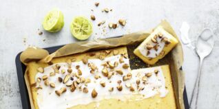 Sheet-Cake mit Mandeln Sheet-Cake mit Mandeln