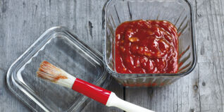 Grillen - rote Barbecue-Sauce, Pinsel Grillen Unterseite Grillmarinaden