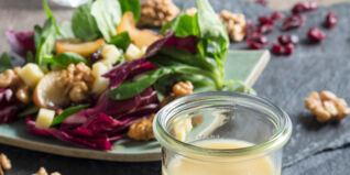Basic-Vinaigrette mit Herbstsalat Basic-Vinaigrette mit Herbstsalat
