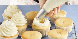 Swiss-Meringue-Buttercreme Swiss-Meringue-Buttercreme