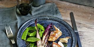 Geschmorter Trevisano mit Speckwachtel Geschmorter Trevisano mit Speckwachtel