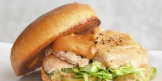 Hähnchen-Burger Sous-Vide Hähnchen-Burger Sous-Vide