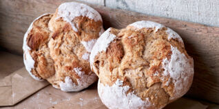 Brot backen Sauerteigbrot backen Brot backen Sauerteigbrot backen