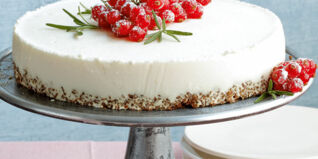 Ricottatorte mit Rosmarin und Honig Ricottatorte mit Rosmarin und Honig