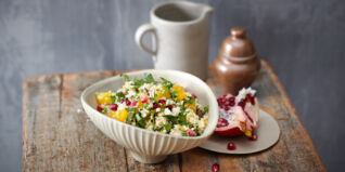 Couscous-Salat mit Granatapfel Couscous-Salat mit Granatapfel