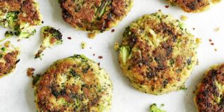 Frikadellen mit Brokkoli Frikadellen mit Brokkoli