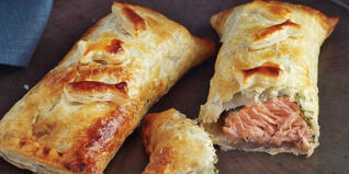 Kräuterlachs im Blätterteig Kräuterlachs im Blätterteig