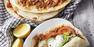 Türkische Pizza Türkische Pizza