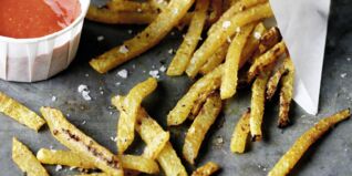 Kohlrabi-Pommes mit Erdbeerketchup Kohlrabi-Pommes mit Erdbeerketchup