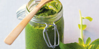 Basilikumpesto Basilikumpesto