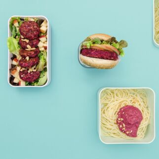 Rote-Bete-Feuerwerk mit Pasta, Pesto und Pattys Rote-Bete-Feuerwerk mit Pasta, Pesto und Pattys