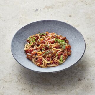 Pasta mit Veggie-Bolognese Pasta mit Veggie-Bolognese