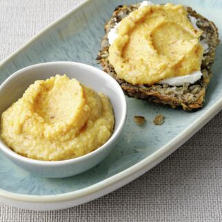 Aprikosen-Mandel-
Aufstrich Aprikosen-Mandel-
Aufstrich