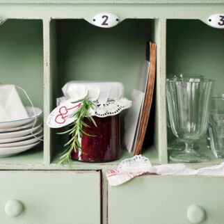 Feigen-Kirsch-Confit mit Rosmarin Feigen-Kirsch-Confit mit Rosmarin