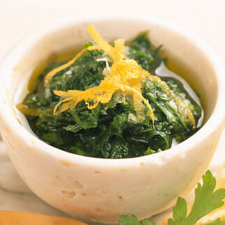 Pesto mit Petersilie & Zitrone Pesto mit Petersilie & Zitrone