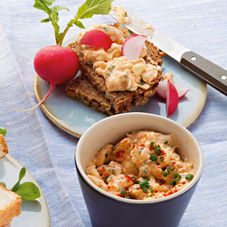 Vollkornbrot mit bayerischem Obazden Vollkornbrot mit bayerischem Obazden