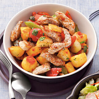Kartoffel-Paprika-Pfanne mit Schweinefleisch Kartoffel-Paprika-Pfanne mit Schweinefleisch