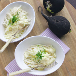 Winterrettich-Apfel-Rohkost Winterrettich-Apfel-Rohkost