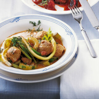 Putengulasch mit Gurken Putengulasch mit Gurken