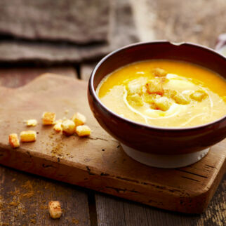 Kürbissuppe mit Croûtons Kürbissuppe mit Croûtons