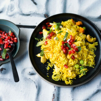 Orientreis mit Granatapfelsalsa Orientreis mit Granatapfelsalsa