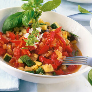 Hirse mit Ratatouille-Gemüse Hirse mit Ratatouille-Gemüse