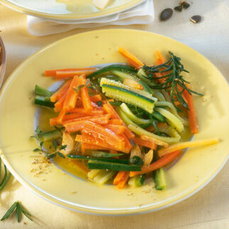 Zucchini und Möhren Zucchini und Möhren