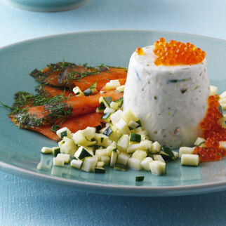 Sauerrahmmousse mit Graved Lachs Sauerrahmmousse mit Graved Lachs