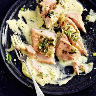 Kräuterlachs mit Orangen-Hollandaise Kräuterlachs mit Orangen-Hollandaise