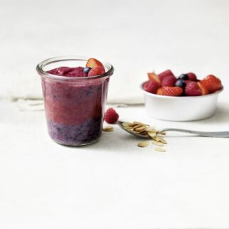 Geschichteter Chia-Pudding Geschichteter Chia-Pudding