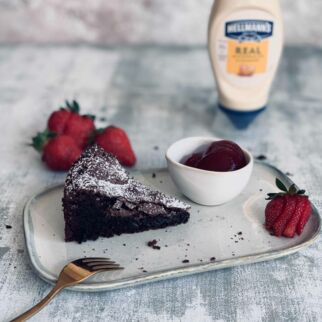 Schokoladenkuchen mit Mayonnaise Schokoladenkuchen mit Mayonnaise