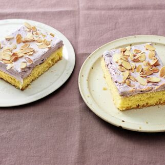 Holunder-Prosecco-Schnitten Holunder-Prosecco-Schnitten