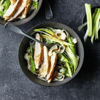 Honig-Ingwer-Chicken-Bowl Honig-Ingwer-Chicken-Bowl