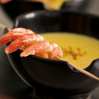 Safran-Kartoffel-Suppe mit Ingwergarnelen Safran-Kartoffel-Suppe mit Ingwergarnelen