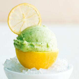 Zitronen-Basilikum-Sorbet Zitronen-Basilikum-Sorbet