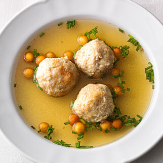 Brätknödelsuppe Brätknödelsuppe