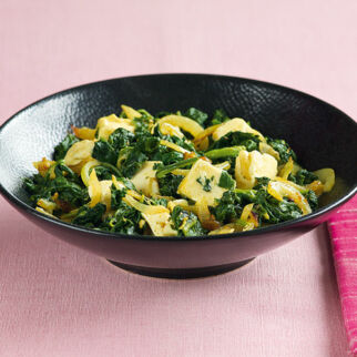 Asiatischer Spinat mit Käse Asiatischer Spinat mit Käse