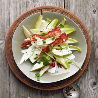 Chicoréesalat mit Birnen Chicoréesalat mit Birnen